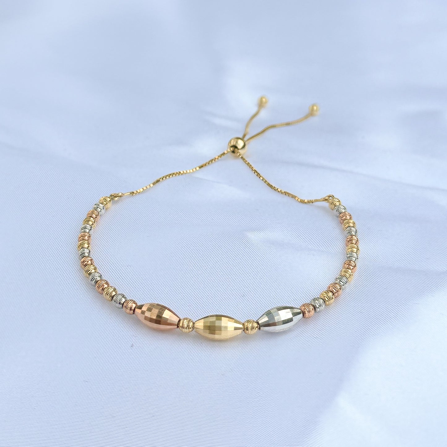 Pulsera ajustable balines 3 colores y 3 óvalos 3 colores