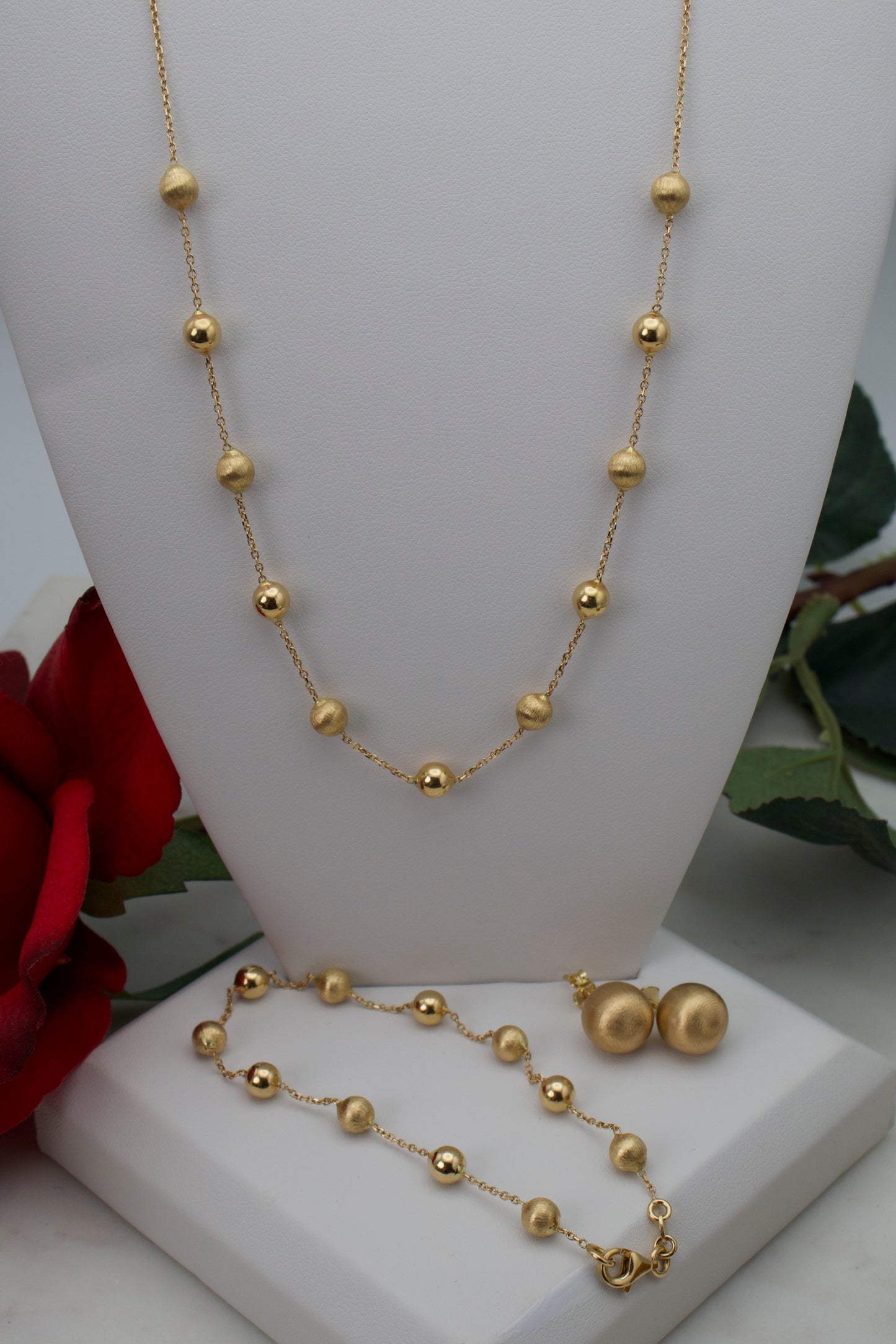 Juego Bolas Dama — Oro Italiano 18k