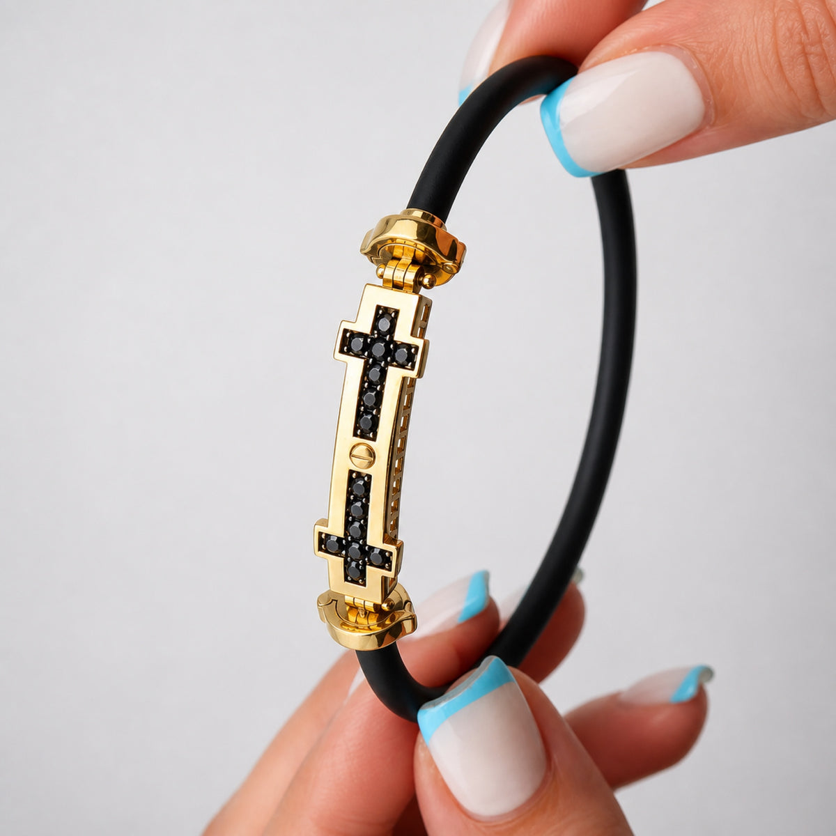Pulsera Goma Cruces Caballero — Oro Italiano 18k